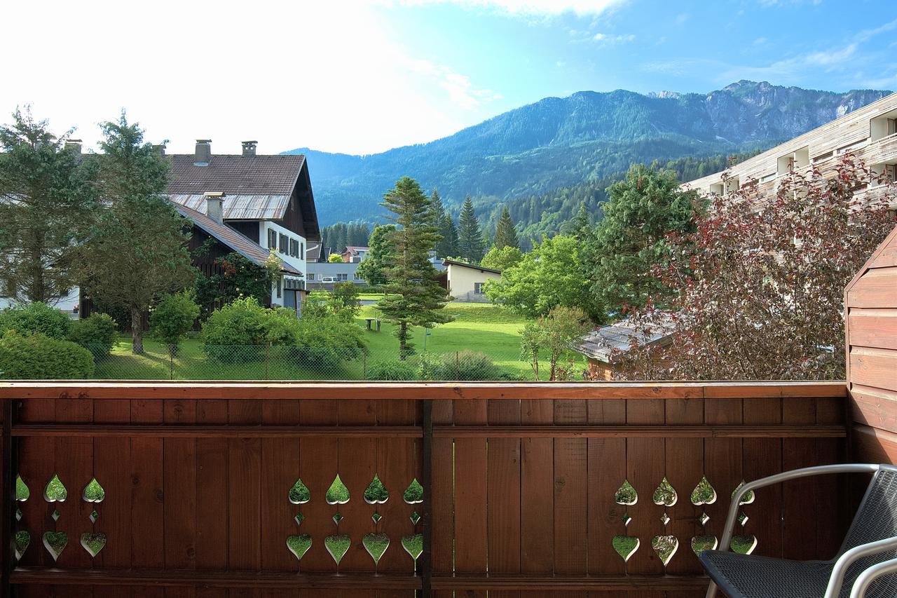 Hotel Garni Zerza Tröpolach エクステリア 写真