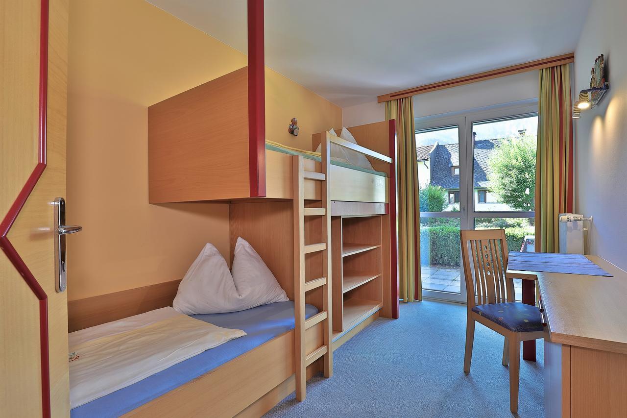 Hotel Garni Zerza Tröpolach エクステリア 写真