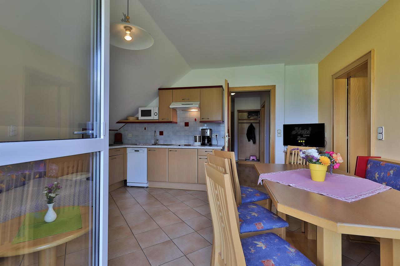 Hotel Garni Zerza Tröpolach エクステリア 写真